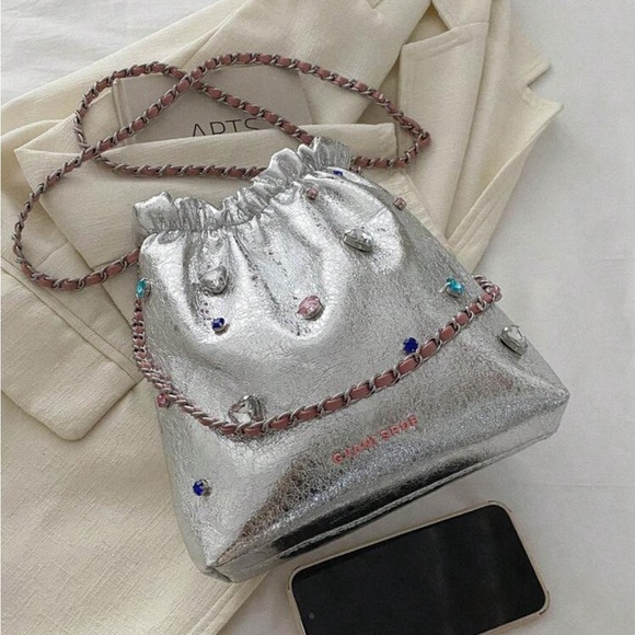 Chic Silver Metallic & Pink Multi Embellish Vanity Leather Crossbody Bag OS New - Picture 4 of 7